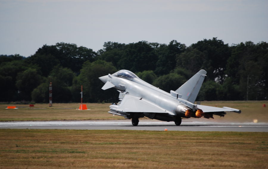 Baines Simmons, Air Partner’s aviation safety consultancy division, has appointed MOD veteran Jason Greenslade and Malcolm Rusby as consultants.