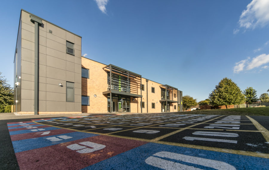 To accommodate new students from the Rebasing Programme, Kiwi School has had seven brand new classrooms built, by Eco Modular Buildings Hull.