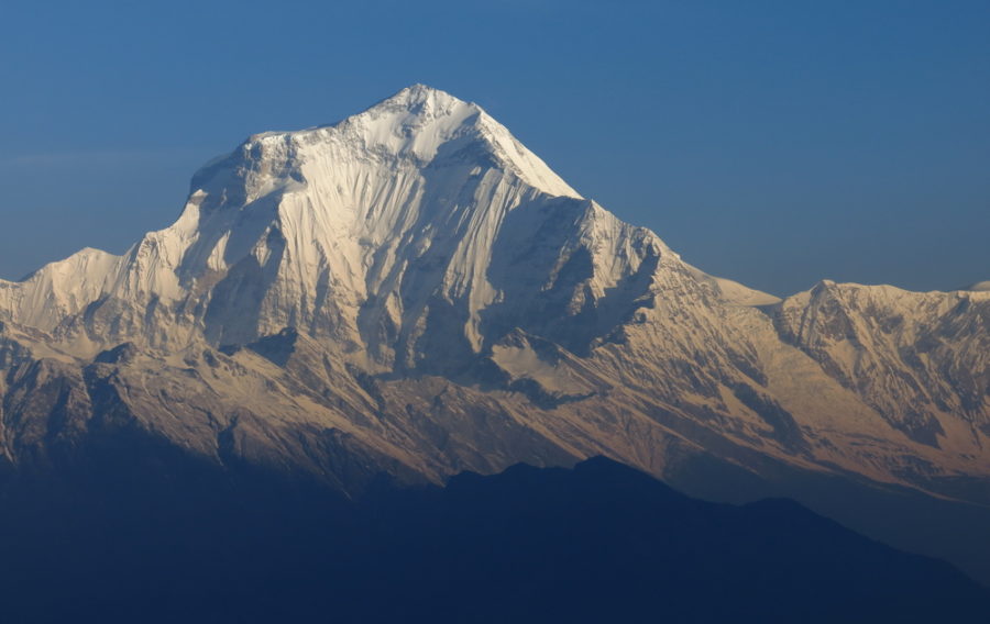 Military team climb mountain for medical research