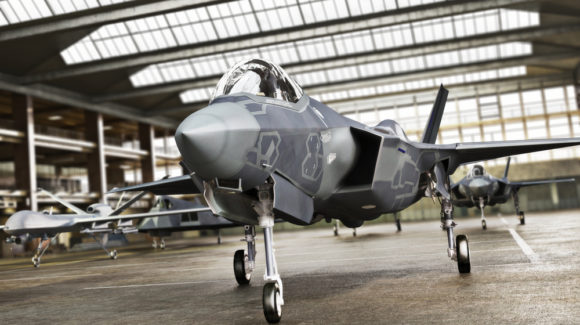 Royal Navy celebrates successful F-35 strike fighter airframe test (1)